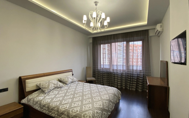4-Komn. Na Severnom Prospekte, Tt666 Flat