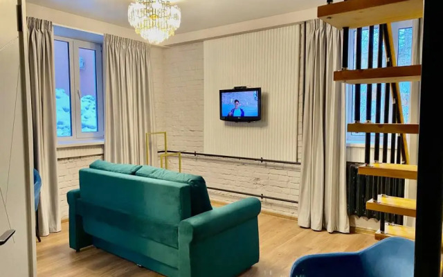 Paradeaparts na Pervomayskoy 13A 1 Apartments