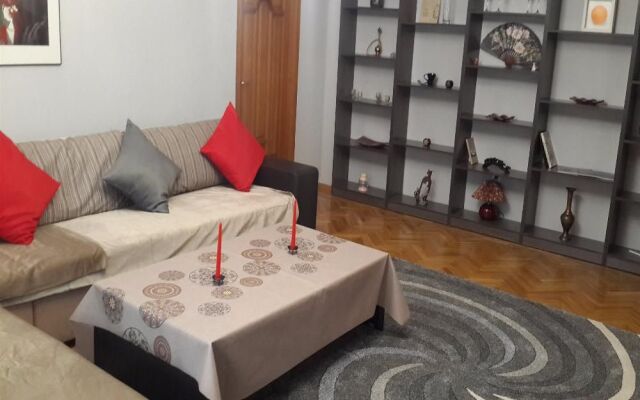 Balzaka 4 Apartments