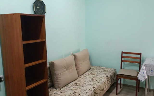 Uyutnaya Odnokomnatnaya S Dvumya Lodzhiyami Flat