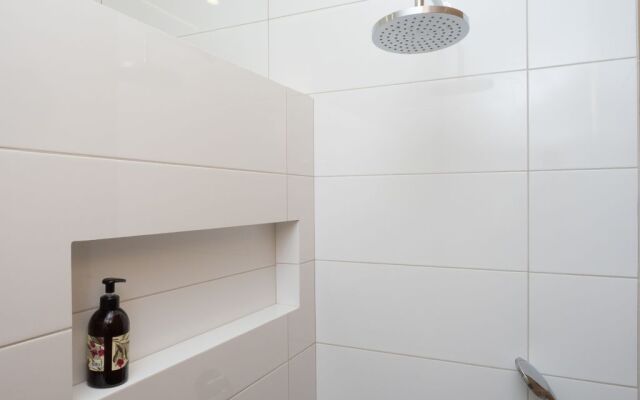 Апартаменты Стрелецкая Red