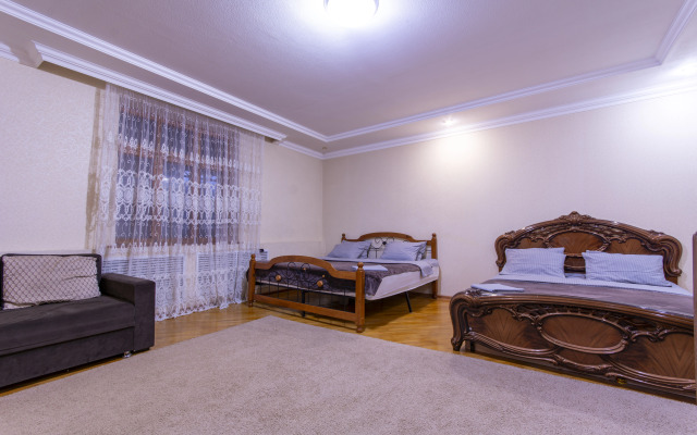 Частный дом в центре