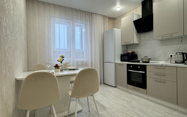 Апартаменты Гринхаус Фронтовиков 8/3