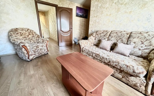 Aristokrat Flat