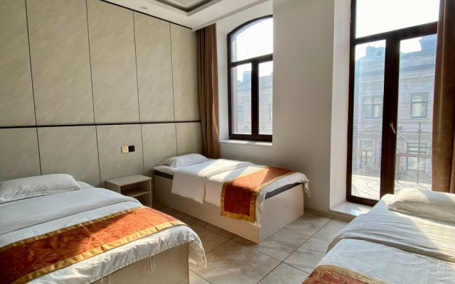 Отель Holiday Hotel