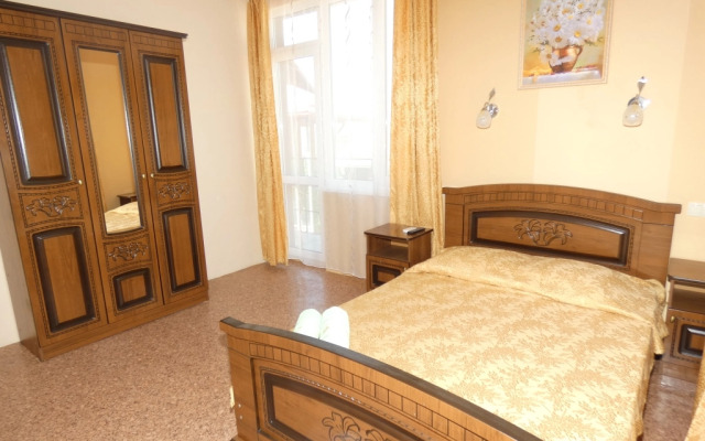 Volzhanin Living quarters