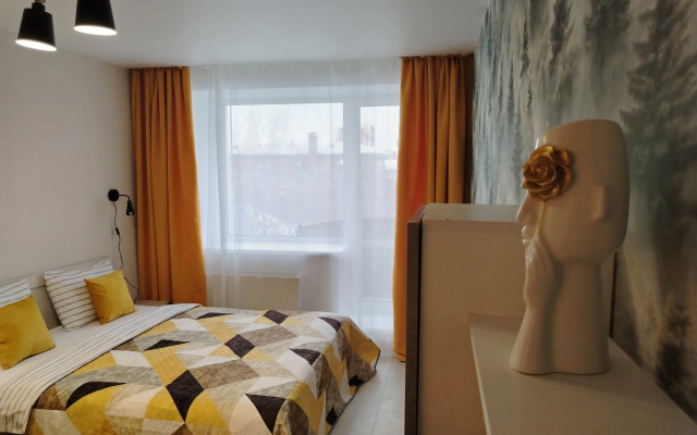 Квартира с Балконом в Деловом Центре Города