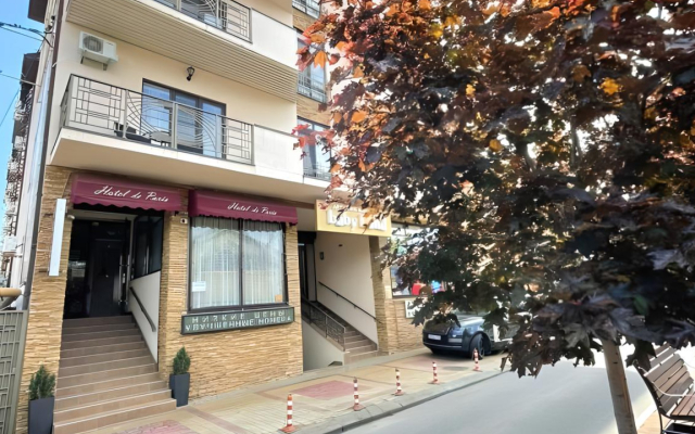 Апартаменты в Гостевом Доме Де Париж