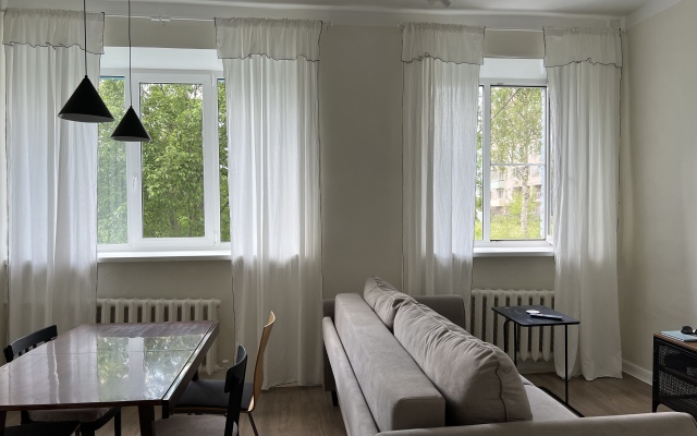 Semeynaya Ryadom S Ruskeala Flat