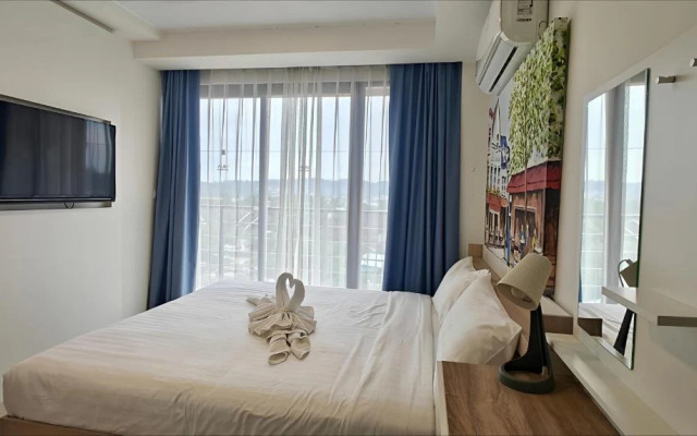 Aurora Thai Mbc Apartments