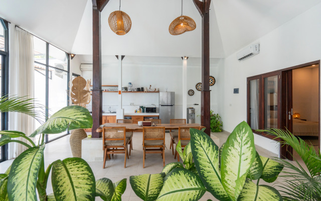 Вилла Spacious 4BR Mila Mou with rooftop