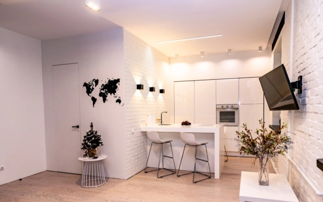 Апартаменты Black & White