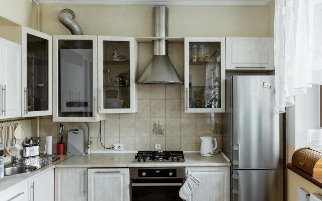 Апартаменты Трехкомнатные с камином в самом центре Новый дом