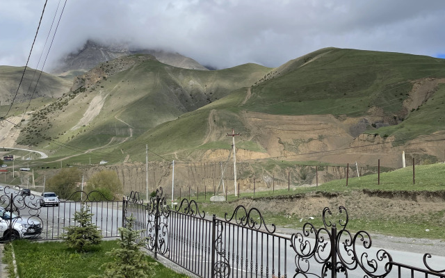 Гостевой дом White. House