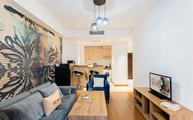 KeyGo #0099, 1 Bedroom, Balcony, Near National Gallery Apartments