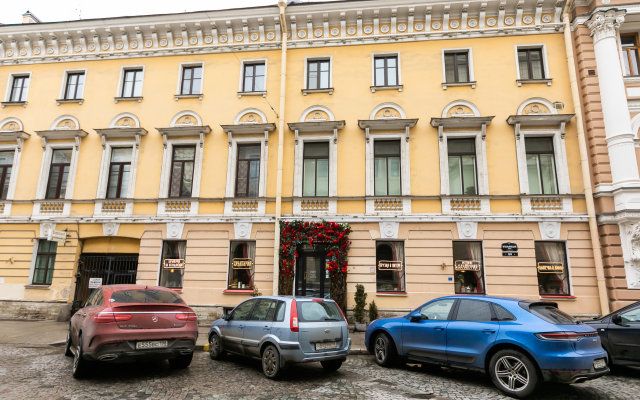 Komfortnaya dvuhkomnatnaya v samom centre Flat