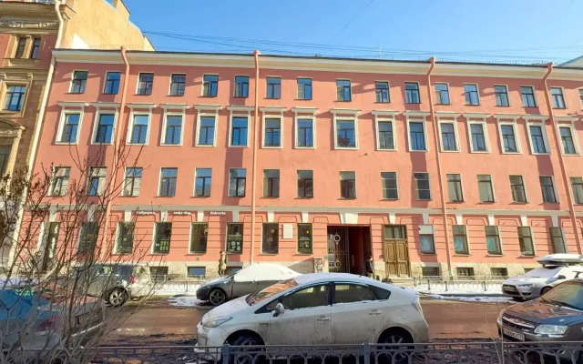 Studiya Komfortnaya Gosti Doma Na Mokhovoy Flat