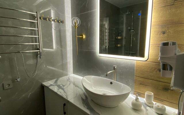 Studiya s Vidom na More Apartments