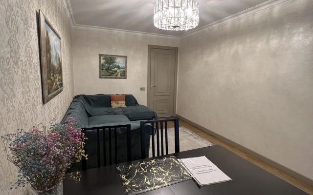 Квартира Уютная 3-х комнатная с ремонтом квартира