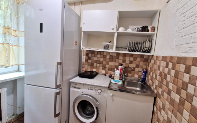 2Kh Komn Na Oranzhereynoy Flat