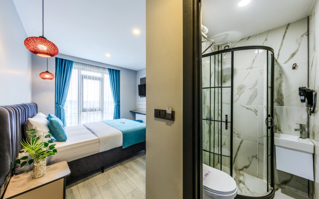 Отель Solin Airport Hotel