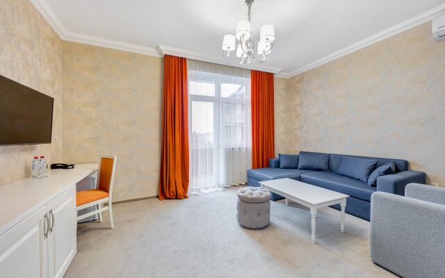 Rinn Rise Resort Hotel