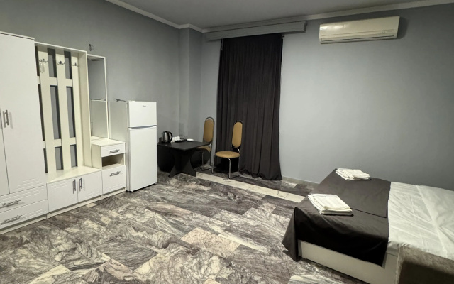 Отель CORNER