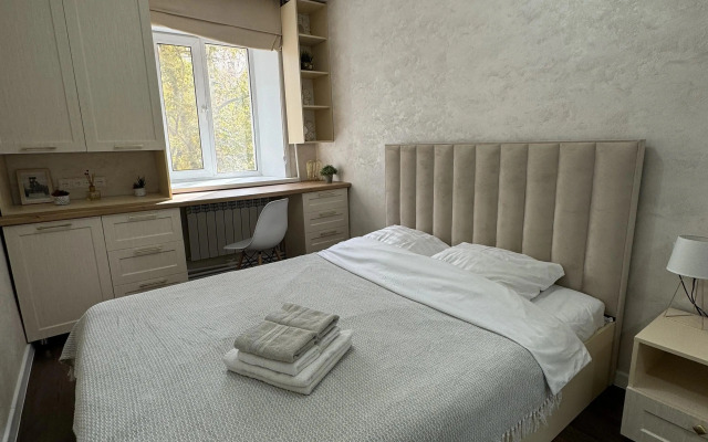 Lyuks na Nurkena Abdirova Apartments