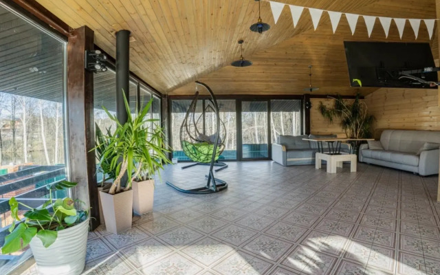 Triton Loft Guest house