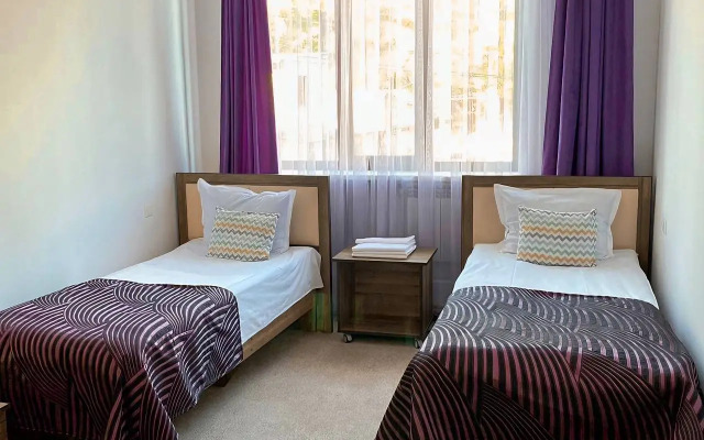 Mina Hotel