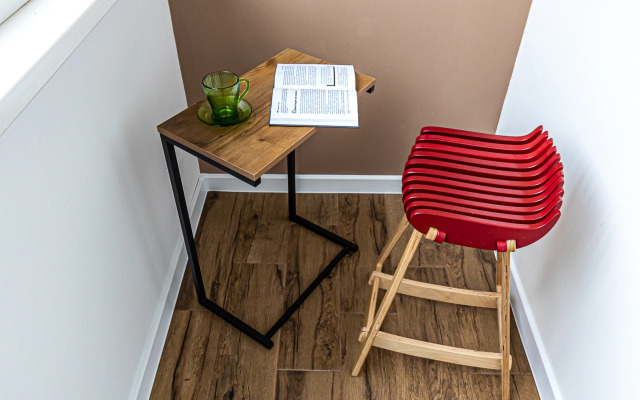 Квартира 2 Ночи на улице Генерала Трошева 25