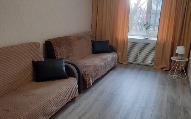 Uyutnye Trekhkomnatnye Apartments