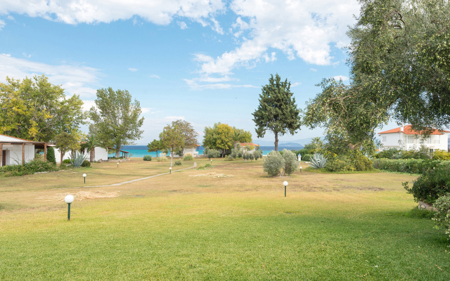 Tricot Beachfront House Pefkohori
