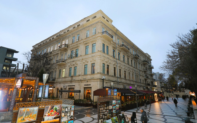 Отель Азкот