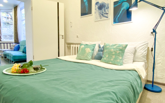 Happiness Live in the center of Sevastopol Apartment