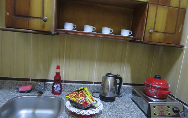 Yin Yang Ryadom S Morem RedSeaLine Apartments