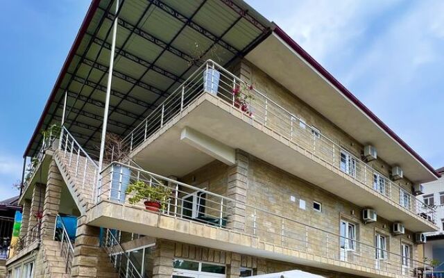 Delfin Guest House