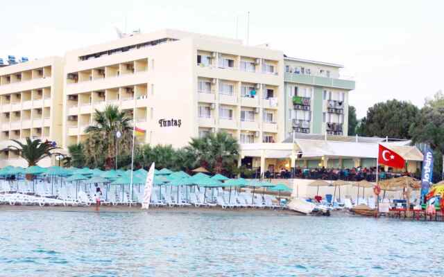 Tuntas Beach Hotel Altinkum