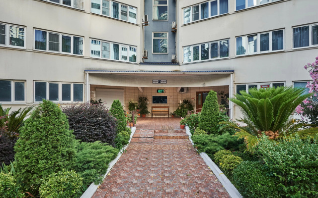 Klassika U Chernogo Morya Apartments