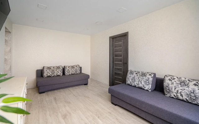 Апартаменты Трехкомнатная квартира рядом с Центром