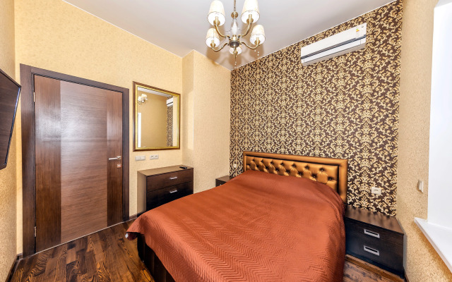 Na Novocherkasskom Prospekte Flat