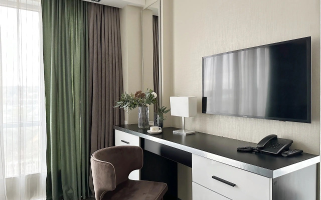 Astro Plaza Hotel