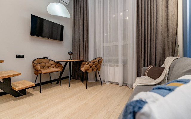 Апартаменты Эстетская студия Zen Home со вторым этажом