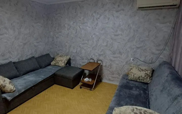 Na Ulitse Chebrikova 50 Flat