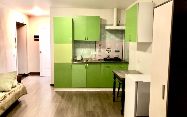 Апартаменты на Семчинской 7