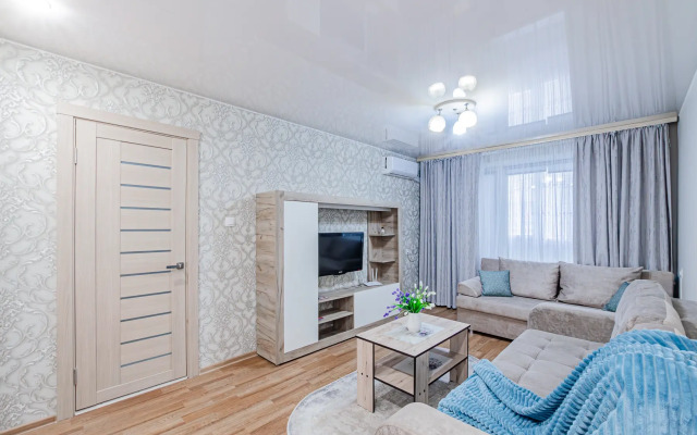 Na Chistopolskoy Ulitse Flat