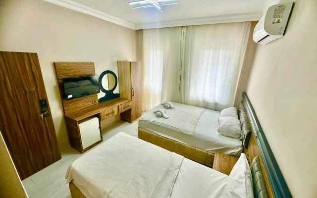 Grand LAVİN Hotel