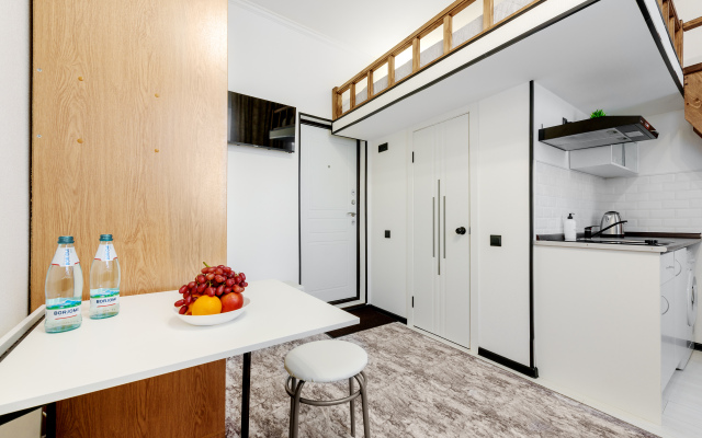 Dvukhurovnevye Apartamenty Na Bumazhnaya Dom 20 Apartments