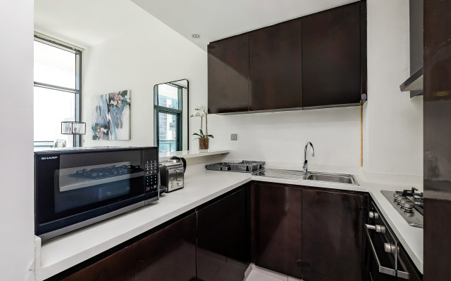 Stylish 1br at Damac Merano Tower with Great View Apartments