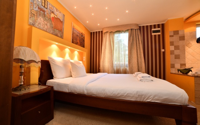 Garni Garson Lux Hotel